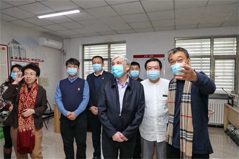 605a107db8176.jpg 15.jpg