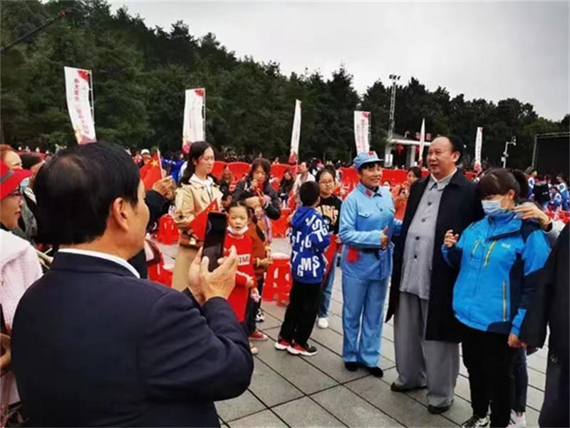 6581d5bf4d1c2.jpg 毛4444444444444.jpg