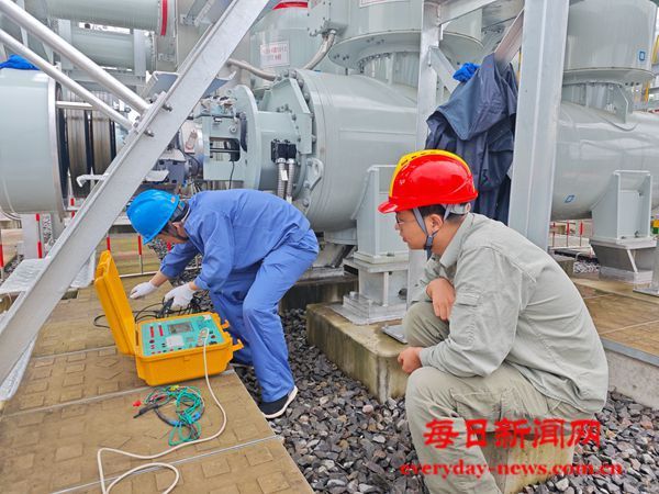 建始变电站成功消除开关频繁打压缺陷