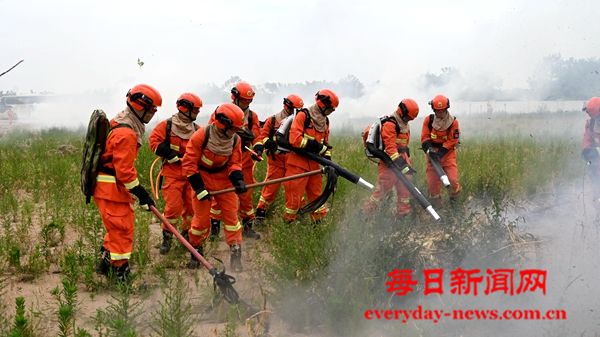 去444444444444.jpg 去444444444444.jpg