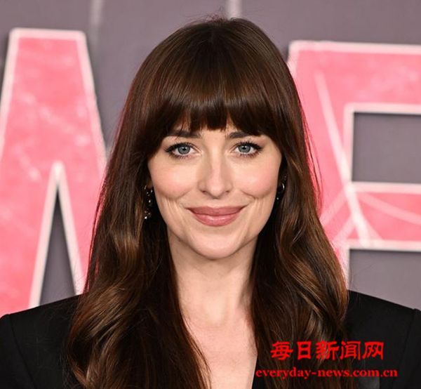 达科塔·约翰逊加盟《不存在的罪人》 合作