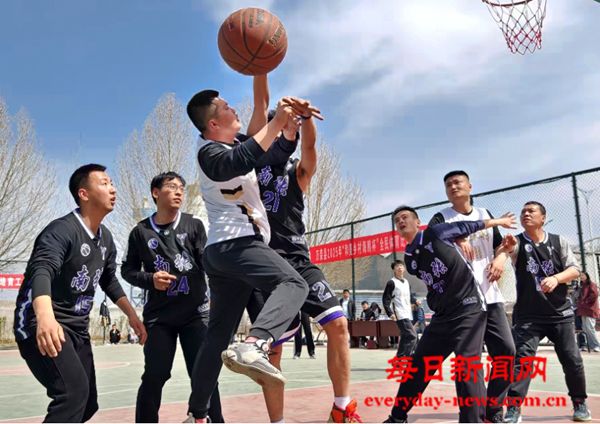 万荣：农民体育大赛 和美乡村添彩