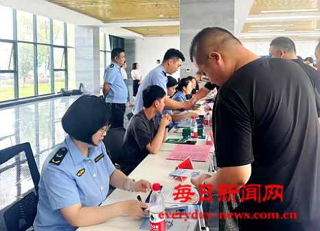 湖北省公安县市场监管局开展“知识产权进园