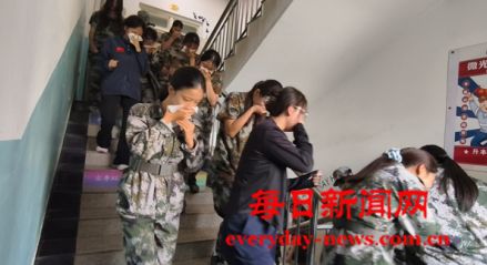 “宿”说消防安全：烟雾中学习 实战中成长